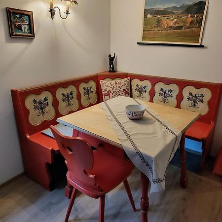 Ferienwohnung Resl - Geschmackvoll Renoviert & Zentral Im Historischen Schindelhaus โอเบอร์สเทาเฟิน ภายนอก รูปภาพ